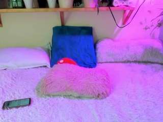 iisacherry from CamSoda is Freechat