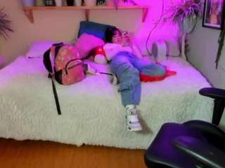 iisacherry webcam model