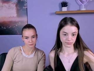 mia-starrr Live Webcam on CamSoda