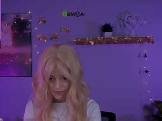 mia-starrr Brown live webcam