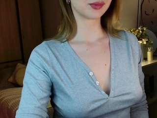 mynameloveeee's CamSoda show and profile