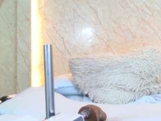 le modèle brenda-rosse est en webcam porno dans un show sur le site camsoda, il possède les tags suivants: anal,orgasm,flashing,fuck machine,hairy pussy,lingerie,lovense,milf,natural,oil,pussy,fetish,sex toys,smoking,spank,squirt,squirter,striptease,tattoos,toys