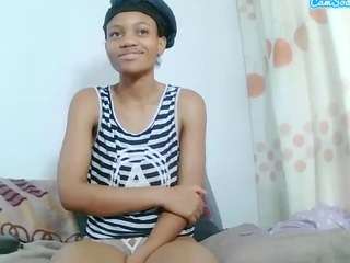  creamyyellowxxx chat room