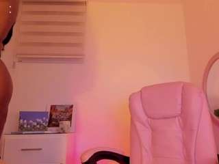 ellenwaris live cam profile