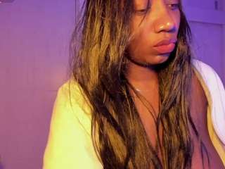 NaturalEbony live cam preview