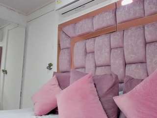  lisaferrera chat room