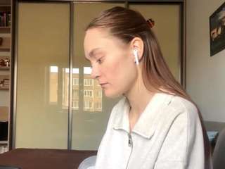 maosteer from CamSoda is Freechat