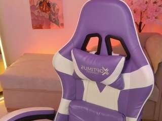 maya-vexx's live room