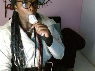 aylany_brunett live webcam show