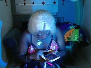 milykaebony