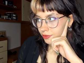 pearlenesroka webcam