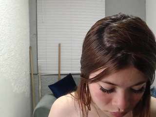  scarlet-redhead chat room