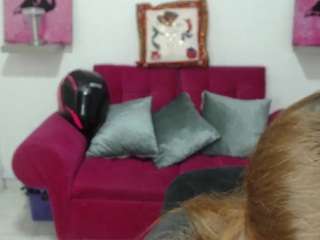  scarlet-redhead chat room