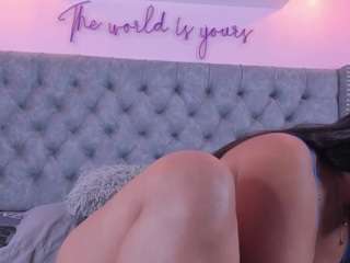 sophiia-77's CamSoda show and profile