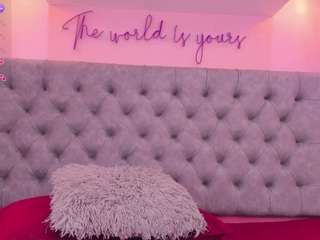 sophiia-77 Live Webcam on CamSoda