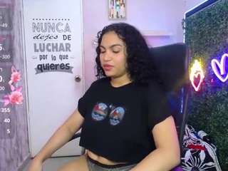 valeria-martinez19 live webcam show