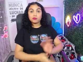 valeria-martinez19 live webcam show