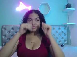 valeria-martinez19 live cam preview