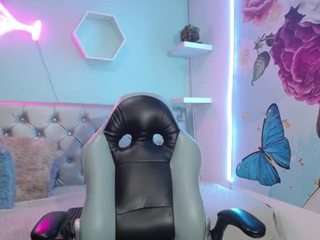 valeria-martinez19 live cam preview