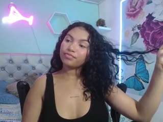 valeria-martinez19 live cam preview