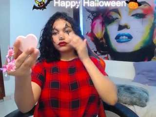valeria-martinez... Live Webcam on CamSoda