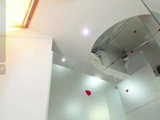 Live cam show with alfawoman