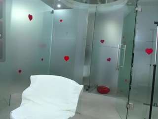 Live cam show with alfawoman