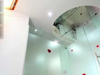 Live cam show with alfawoman