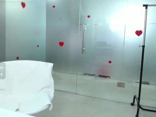 Live cam show with alfawoman