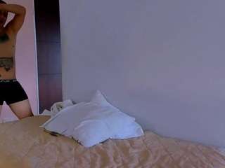  danieldelarose chat room