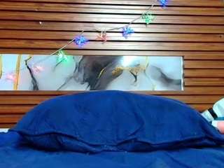 evelin-thompsson Live Webcam on CamSoda