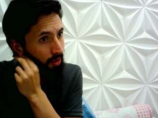 jerryandjessicaa Live Webcam on {site_name}