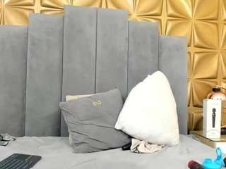melani-dream live webcam show