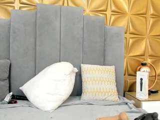 melani-dream live webcam show