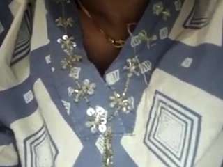 rani25's CamSoda show and profile