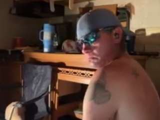 squirrell1987 Live Webcam on CamSoda