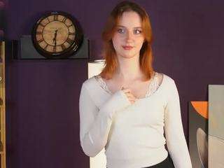 alinefrancies Live Webcam on CamSoda