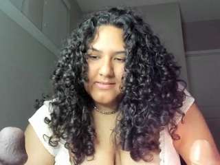 angeliccreamyrican webcam