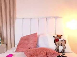 annita-be Live Webcam on CamSoda