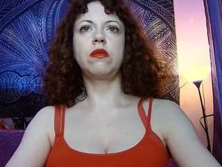 helena-femdom's CamSoda show and profile