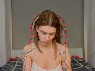 karlayegge Live Webcam on CamSoda