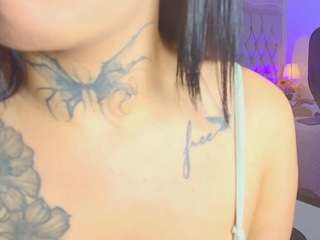 liathompson-fg's CamSoda show and profile