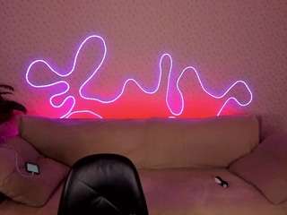 lilith-ex's CamSoda show and profile