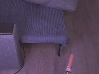 lipdiptalk's profile image