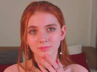 rosamondgroff Live Webcam on CamSoda