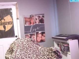 sexxxylexxxi444 from CamSoda is Freechat