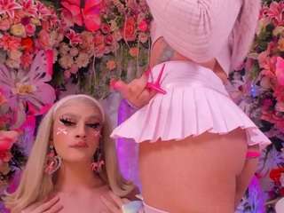 spicyblondes webcam model