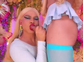 spicyblondes Sex Cam Show