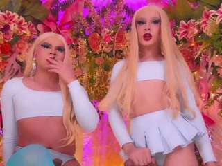 spicyblondes Sex Cam Show