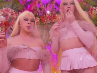 spicyblondes live webcam show